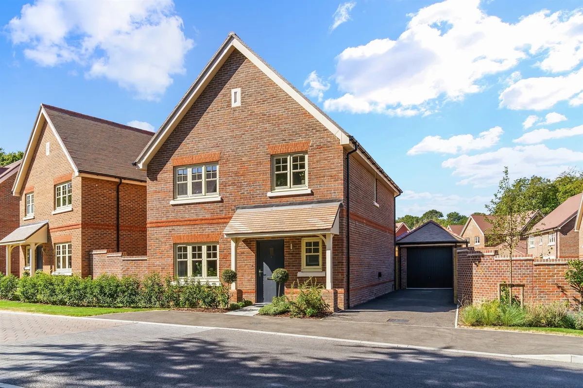 Canada Drive, Headley, Epsom