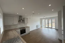 The Avenue, Corby