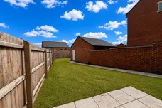 The Avenue, Corby