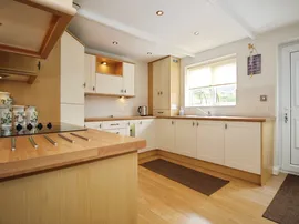 Woodlands Close, East Ardsley, Wakefield thumb 3