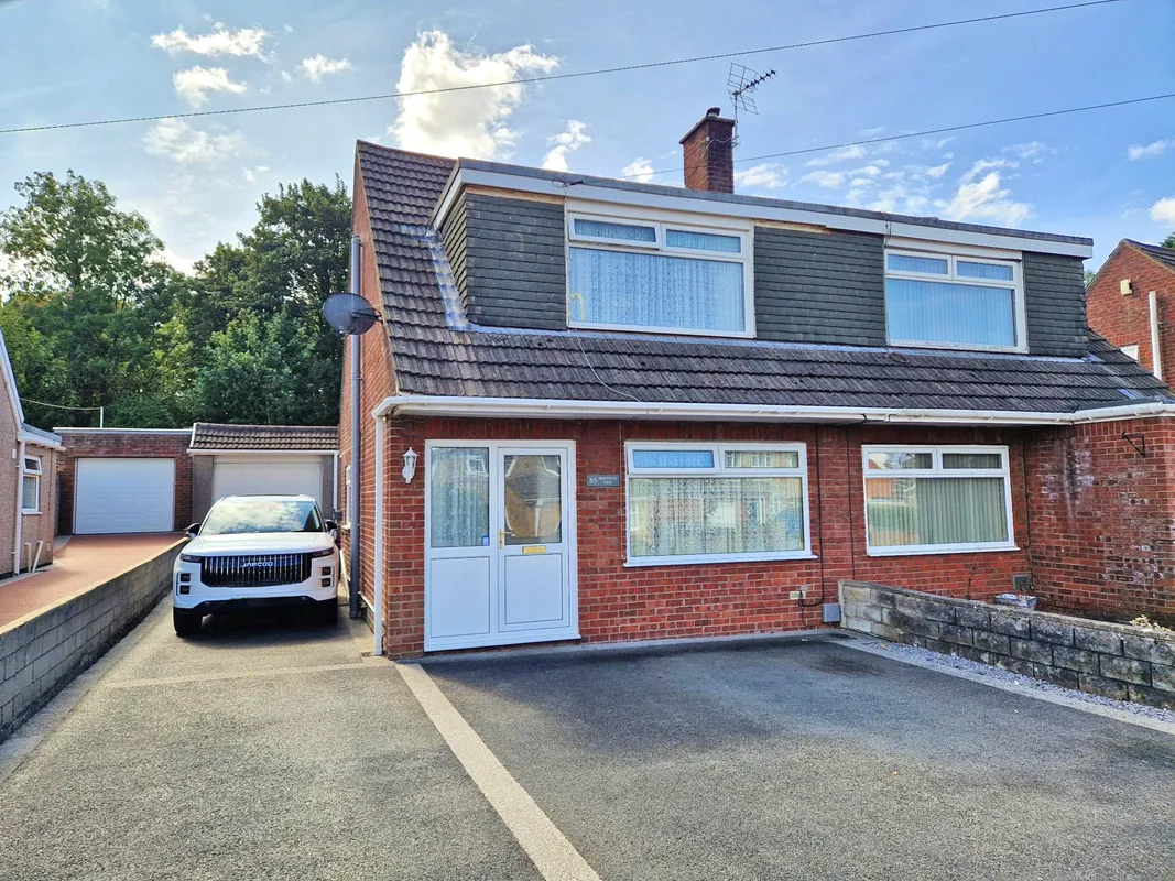 MOUNTAIN VIEW, NORTH CORNELLY, CF33 4EH