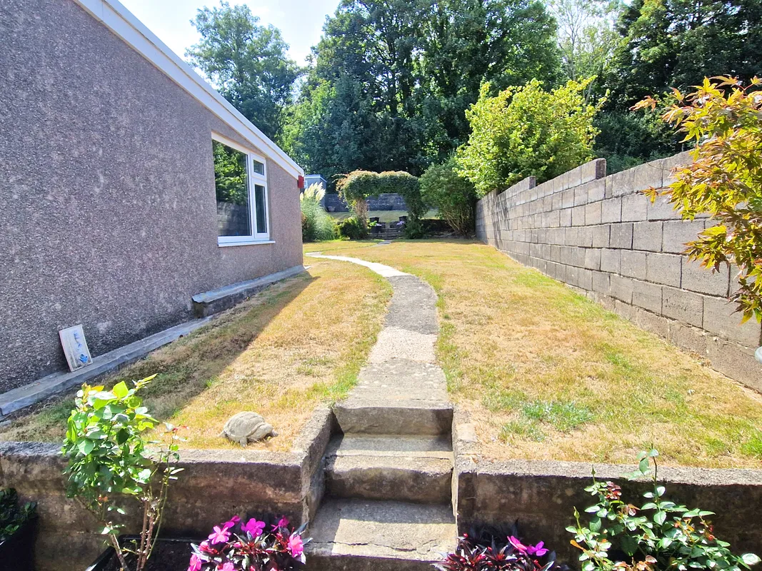 MOUNTAIN VIEW, NORTH CORNELLY, CF33 4EH