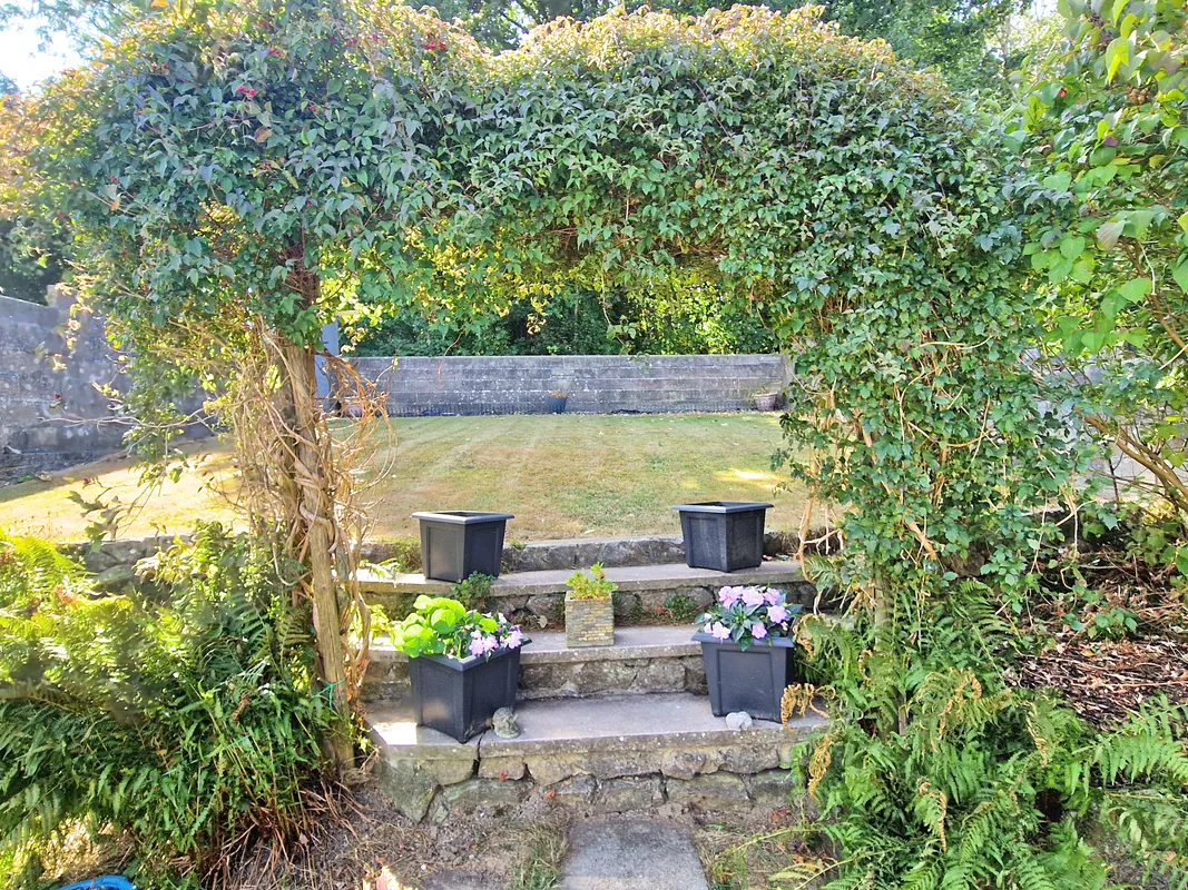 MOUNTAIN VIEW, NORTH CORNELLY, CF33 4EH