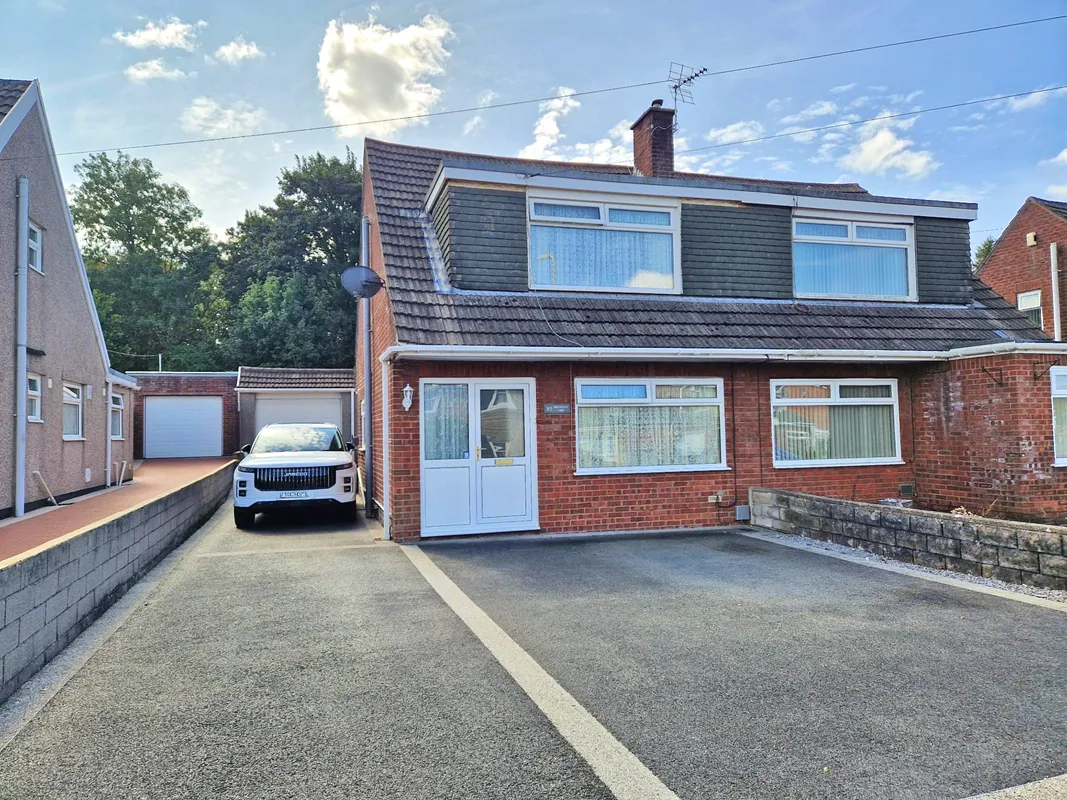 MOUNTAIN VIEW, NORTH CORNELLY, CF33 4EH