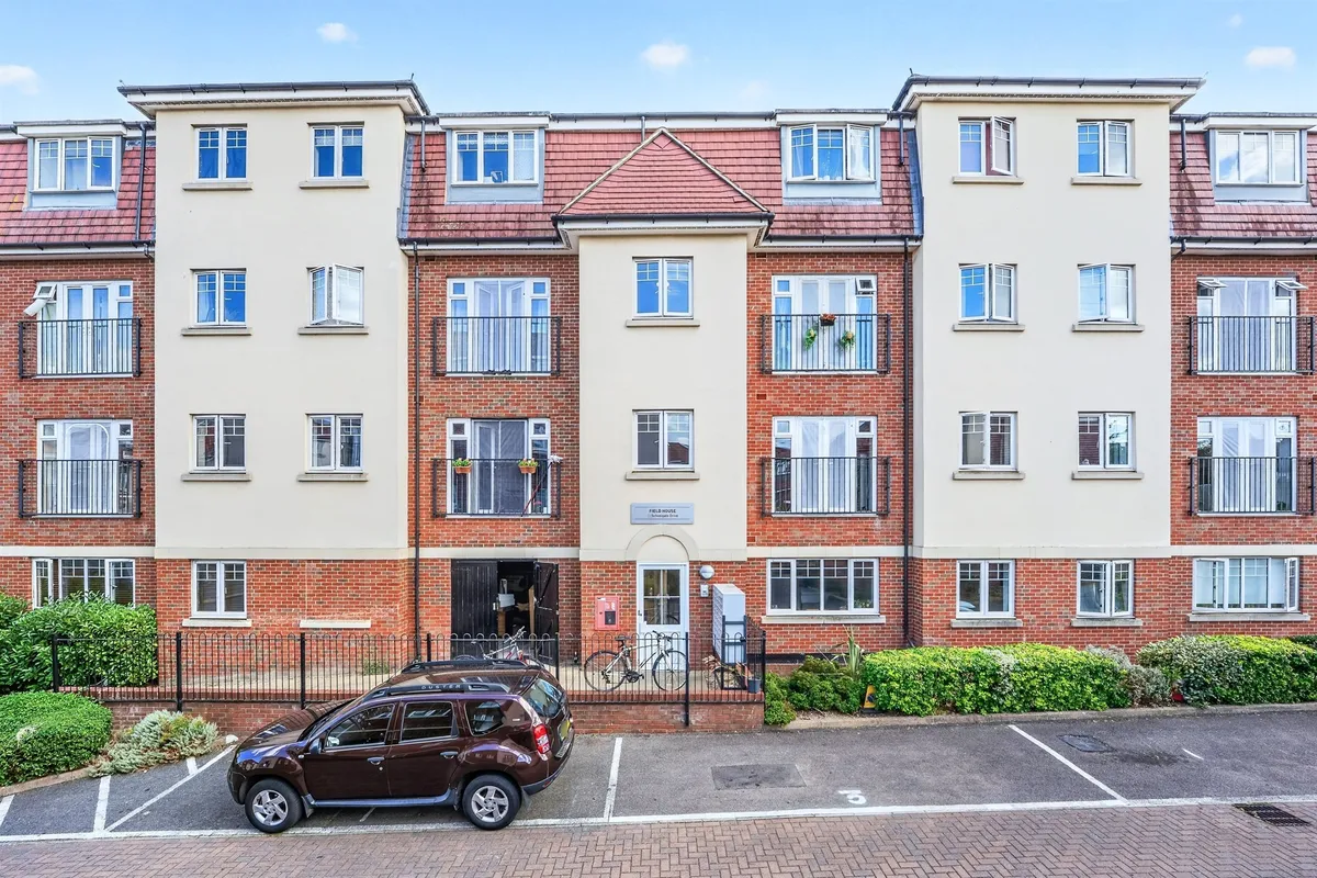 Schoolgate Drive, Morden