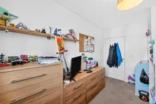 Schoolgate Drive, Morden