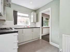 Westdale Drive, Pudsey thumb 3