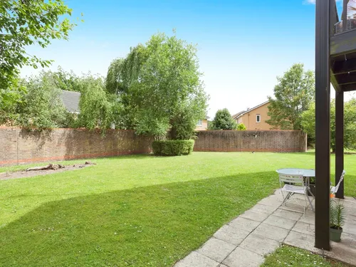 Rosemead Gardens, CRAWLEYphoto