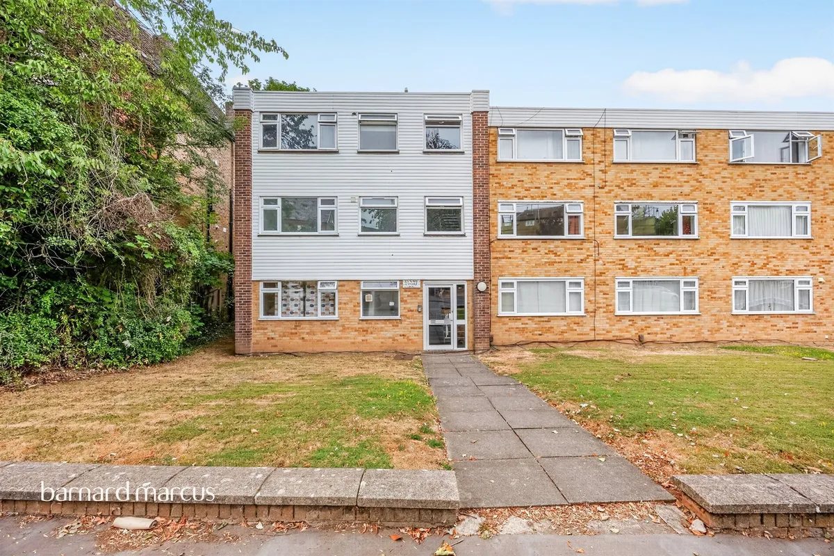 Birdhurst Road, South Croydon