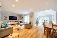 Homefield Road, Chorleywood, WD3 photo 2
