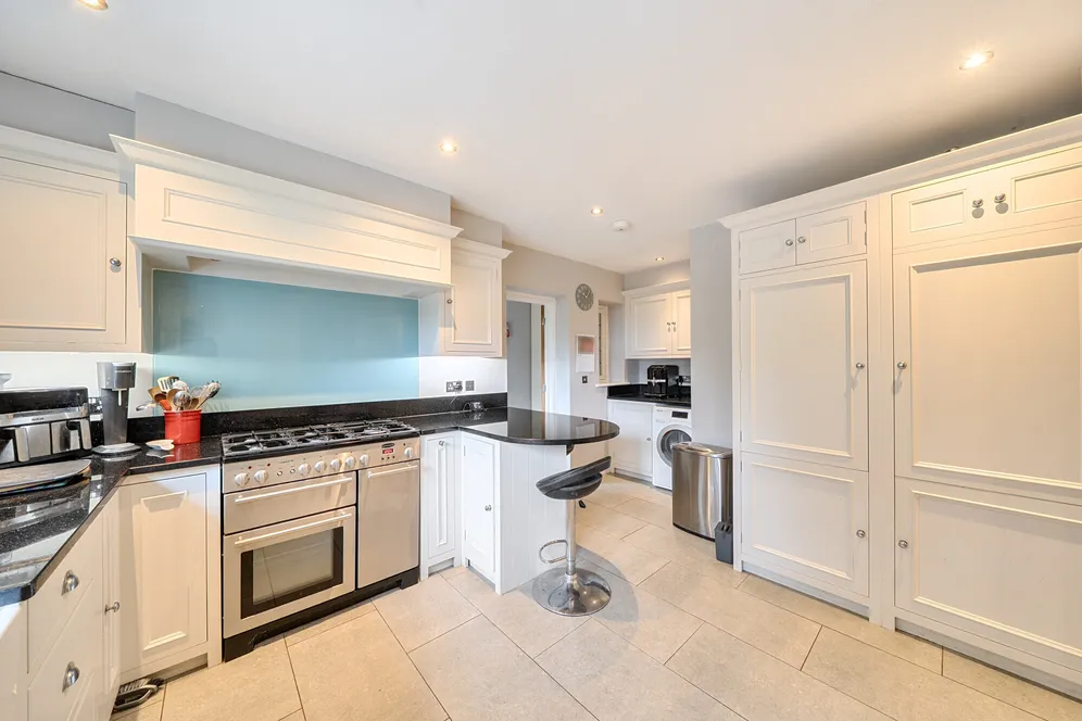 Homefield Road, Chorleywood, WD3 photo 3