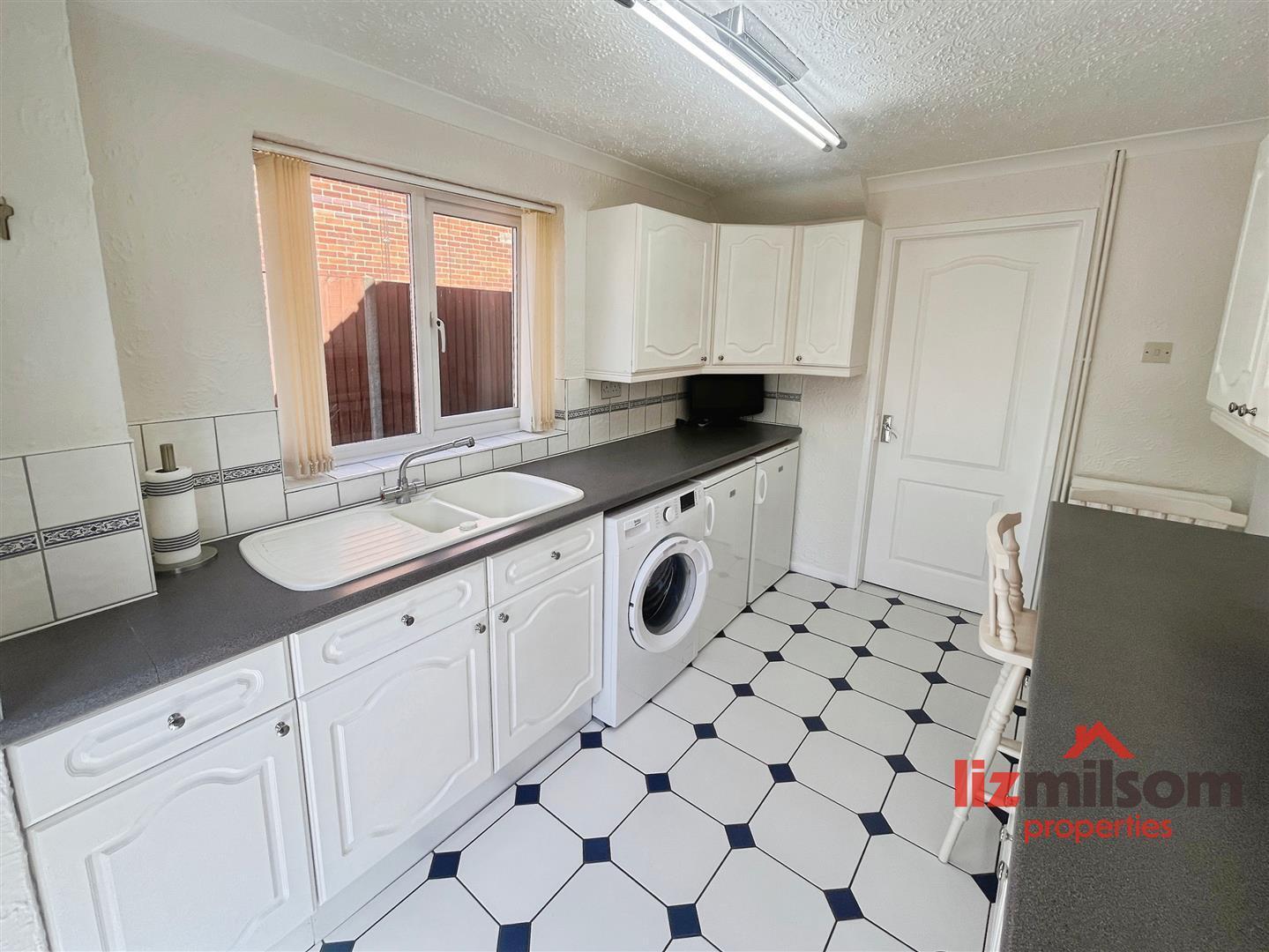 Byron Road, Midway, Swadlincote Image 6