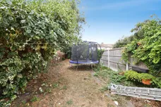 Lyndhurst Gardens, Barking