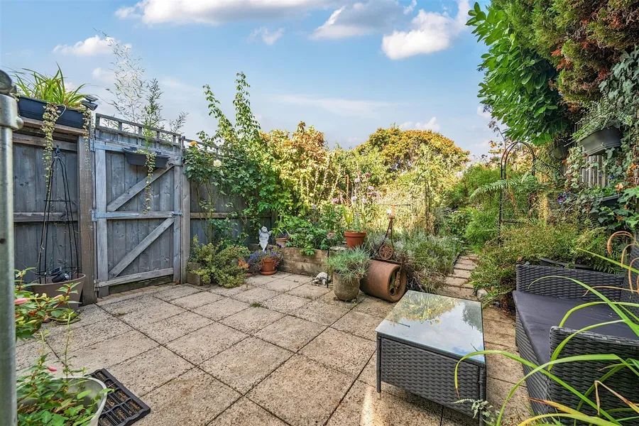Property Image 11