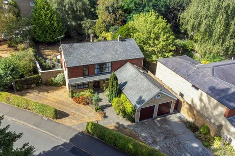 Ham Farm Road, Richmond, TW10