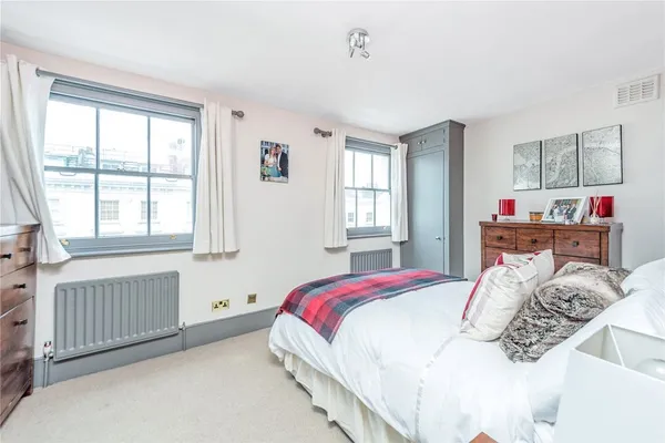 Sutherland Street, London, SW1V photo 5