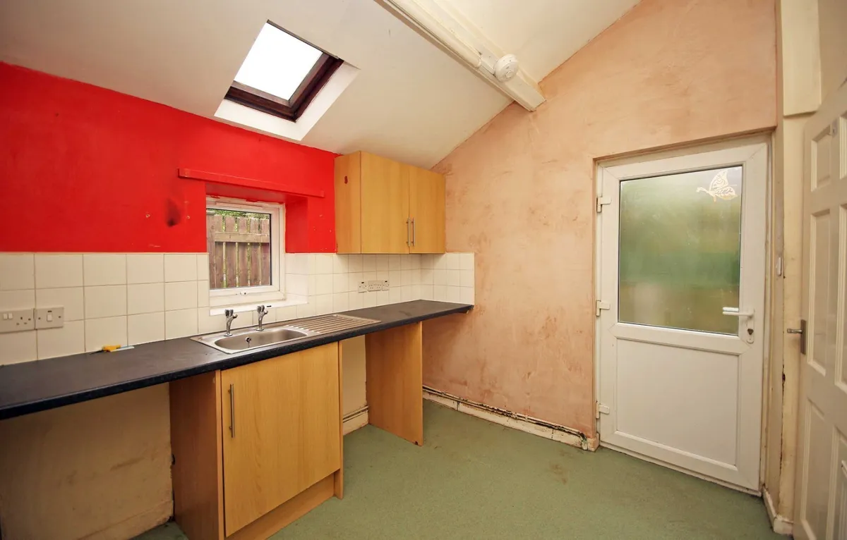 Augusta Place, Y Felinheli, Gwynedd, LL56