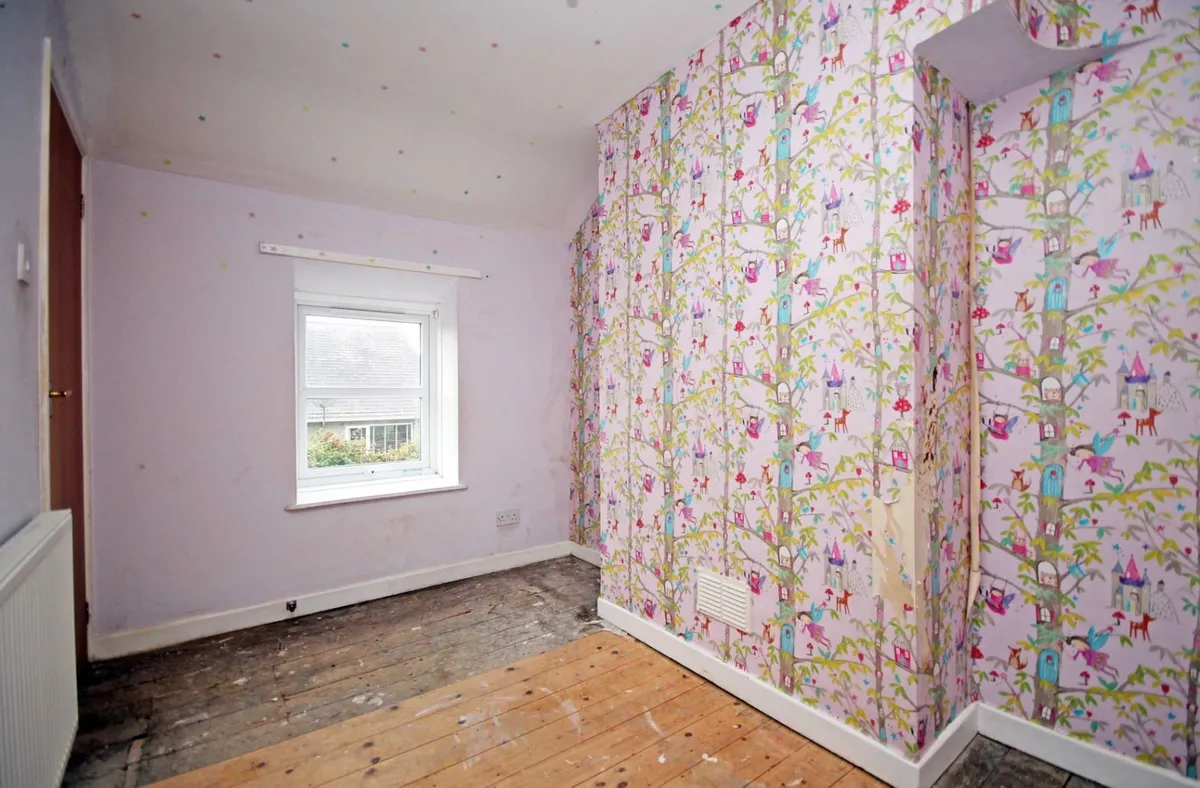 Augusta Place, Y Felinheli, Gwynedd, LL56