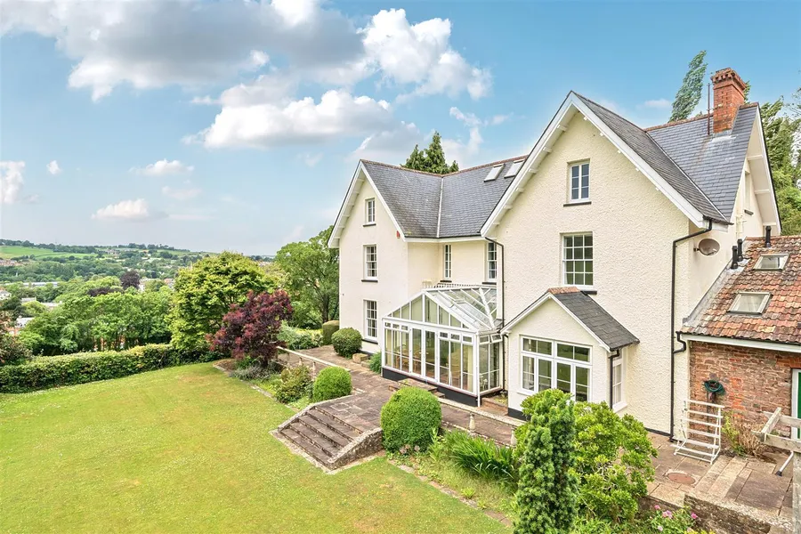 Property Image 28
