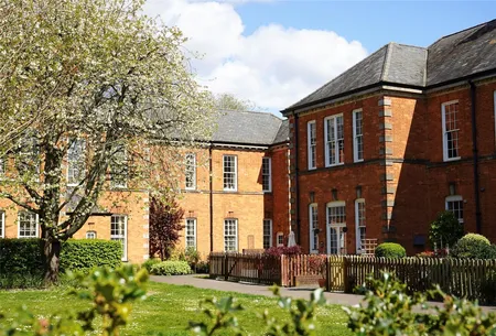 Homestead Road, Chichester, PO19