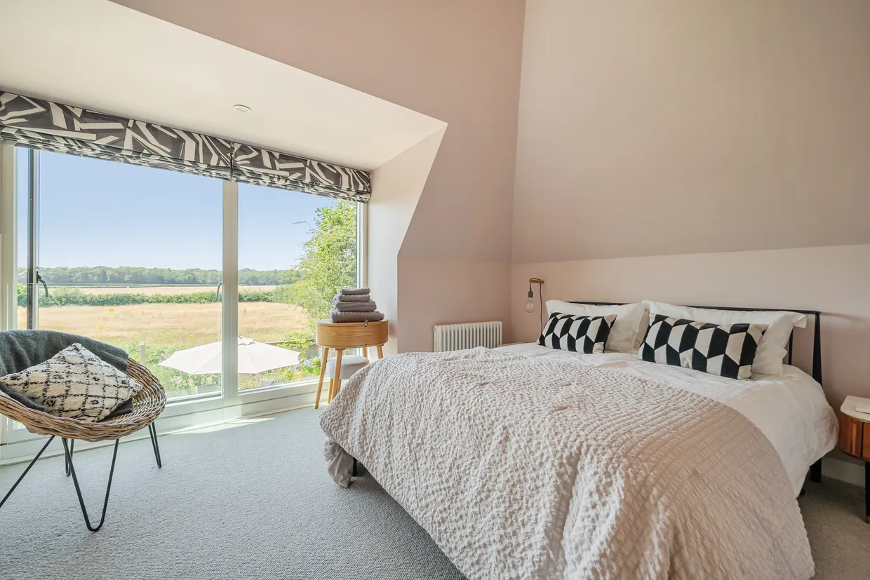 Winter Hill Road, Maidenhead, SL6 photo 9