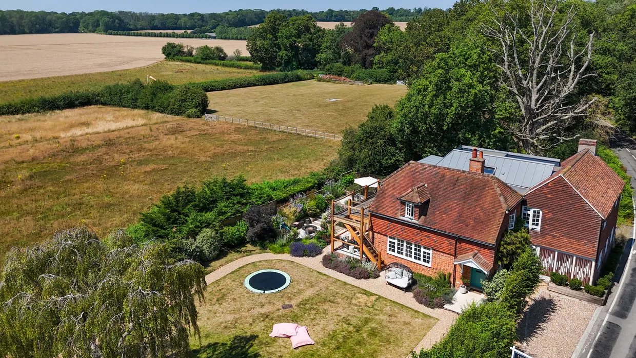 Winter Hill Road, Maidenhead, SL6 photo 16