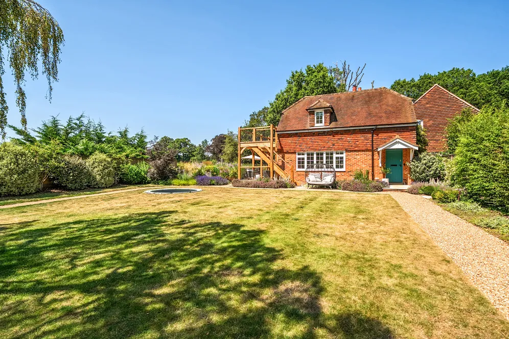 Winter Hill Road, Maidenhead, SL6 photo 19