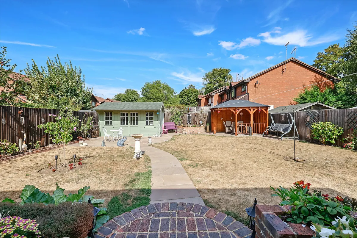 Elmer Cottages, Guildford Road, Fetcham, Leatherhead, KT22