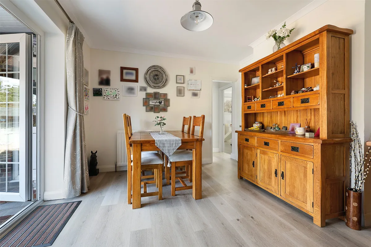 Elmer Cottages, Guildford Road, Fetcham, Leatherhead, KT22