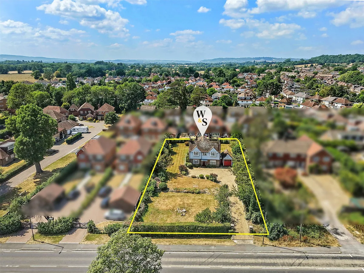 Dovers Green Road, Reigate, Surrey, RH2