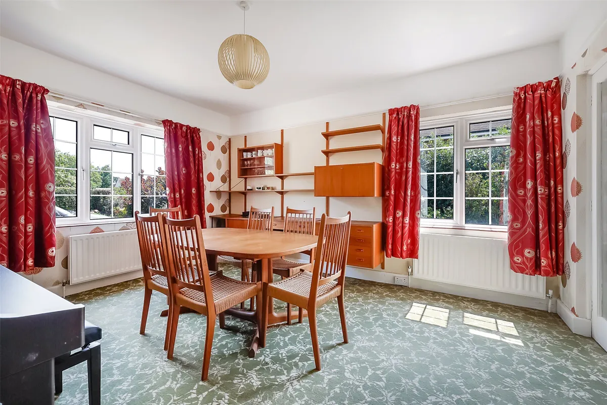 Dovers Green Road, Reigate, Surrey, RH2