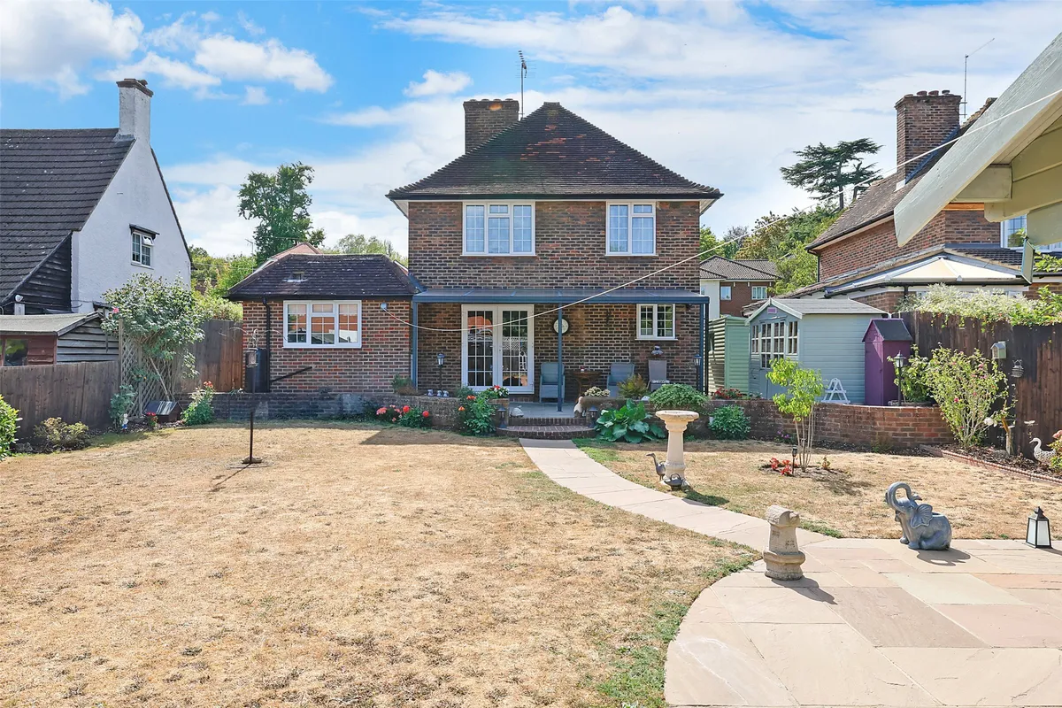 Elmer Cottages, Guildford Road, Fetcham, Leatherhead, KT22