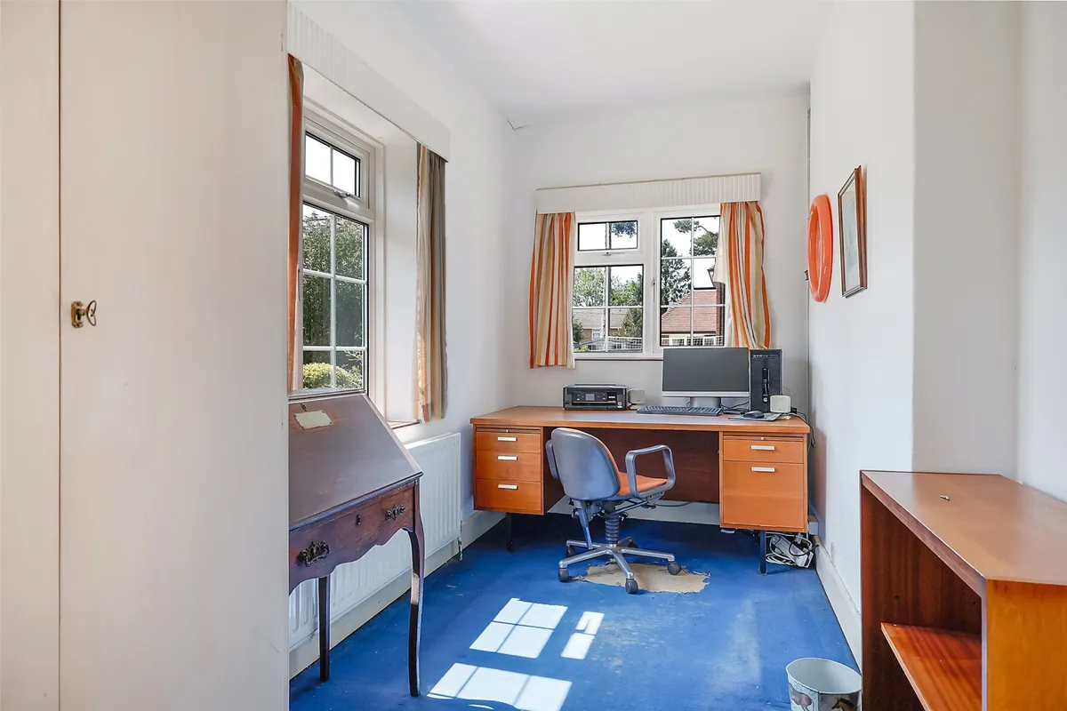 Dovers Green Road, Reigate, Surrey, RH2