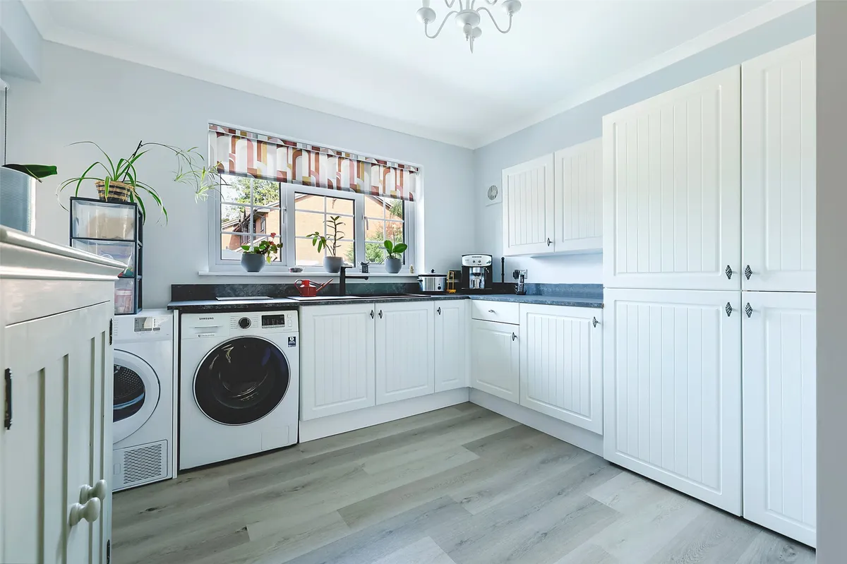 Elmer Cottages, Guildford Road, Fetcham, Leatherhead, KT22