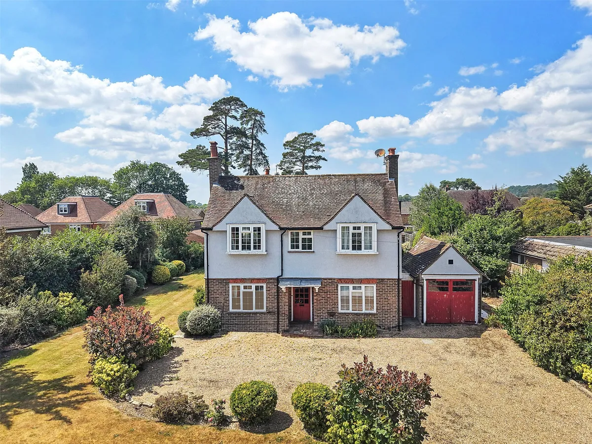 Dovers Green Road, Reigate, Surrey, RH2