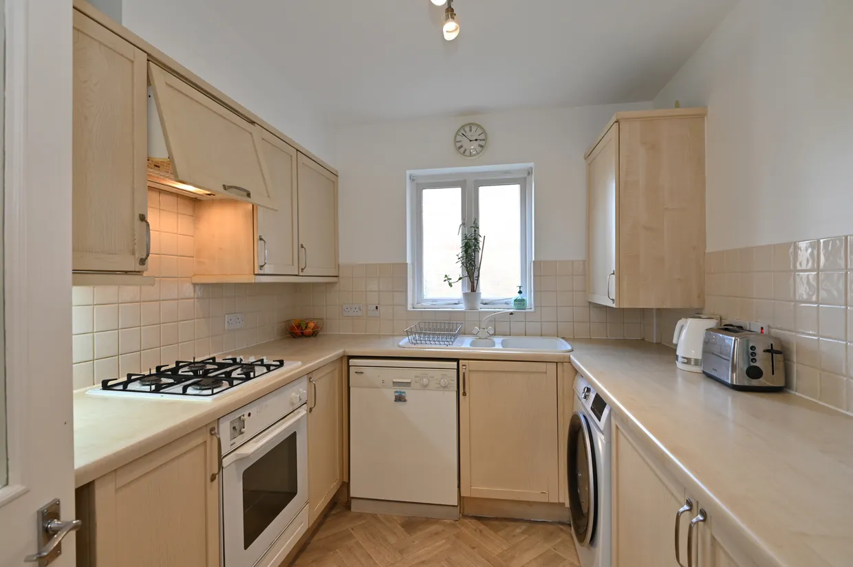 Coverdale Road, London, NW2 photo 3