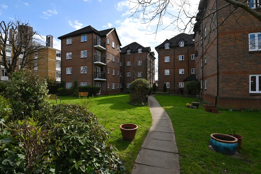 Coverdale Road, London, NW2 photo 7