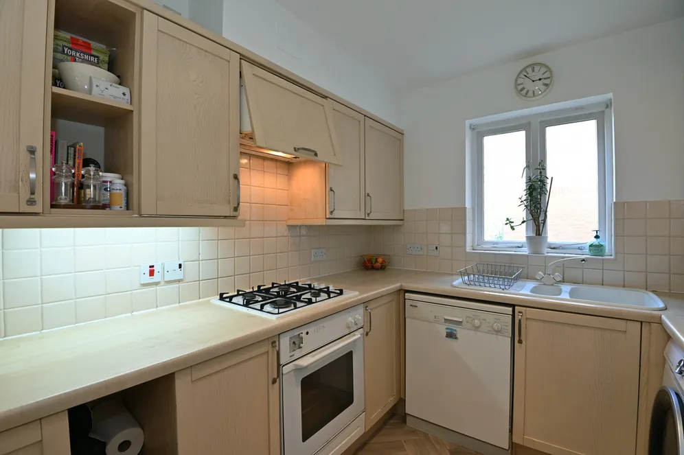 Coverdale Road, London, NW2 photo 9