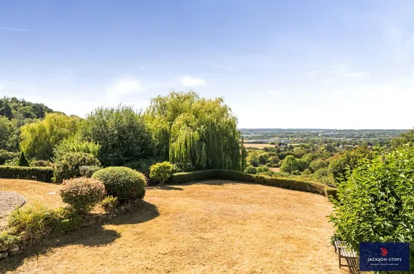 Drakewell Road, Bow Brickhill, MK17 photo 5
