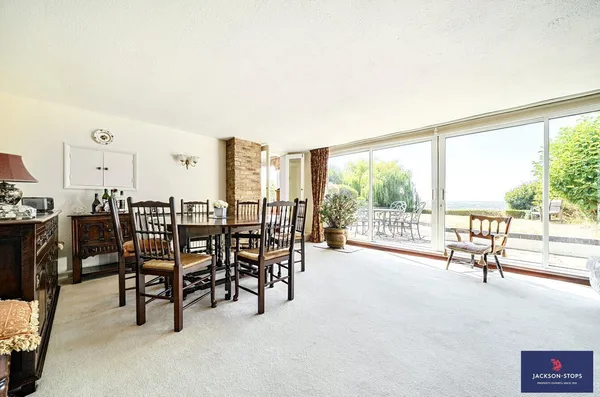 Drakewell Road, Bow Brickhill, MK17 photo 8