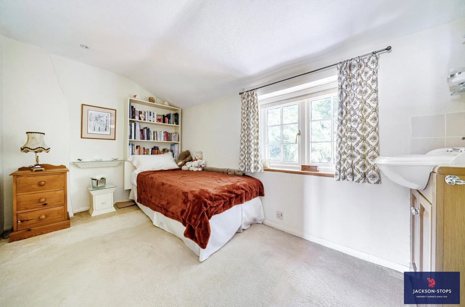 Drakewell Road, Bow Brickhill, MK17 photo 13