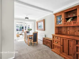 Lavender Close, Redhill thumb 3
