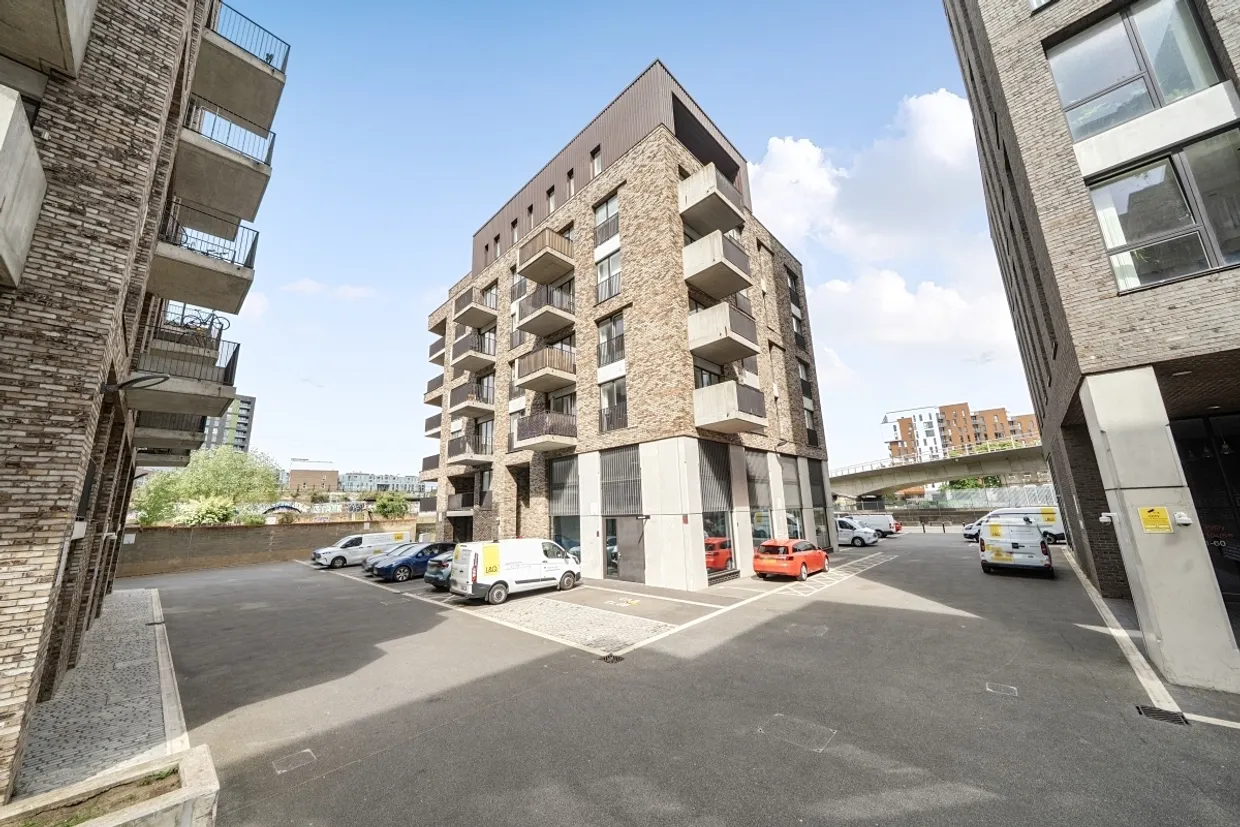 Creative Road Deptford SE8 photo 13
