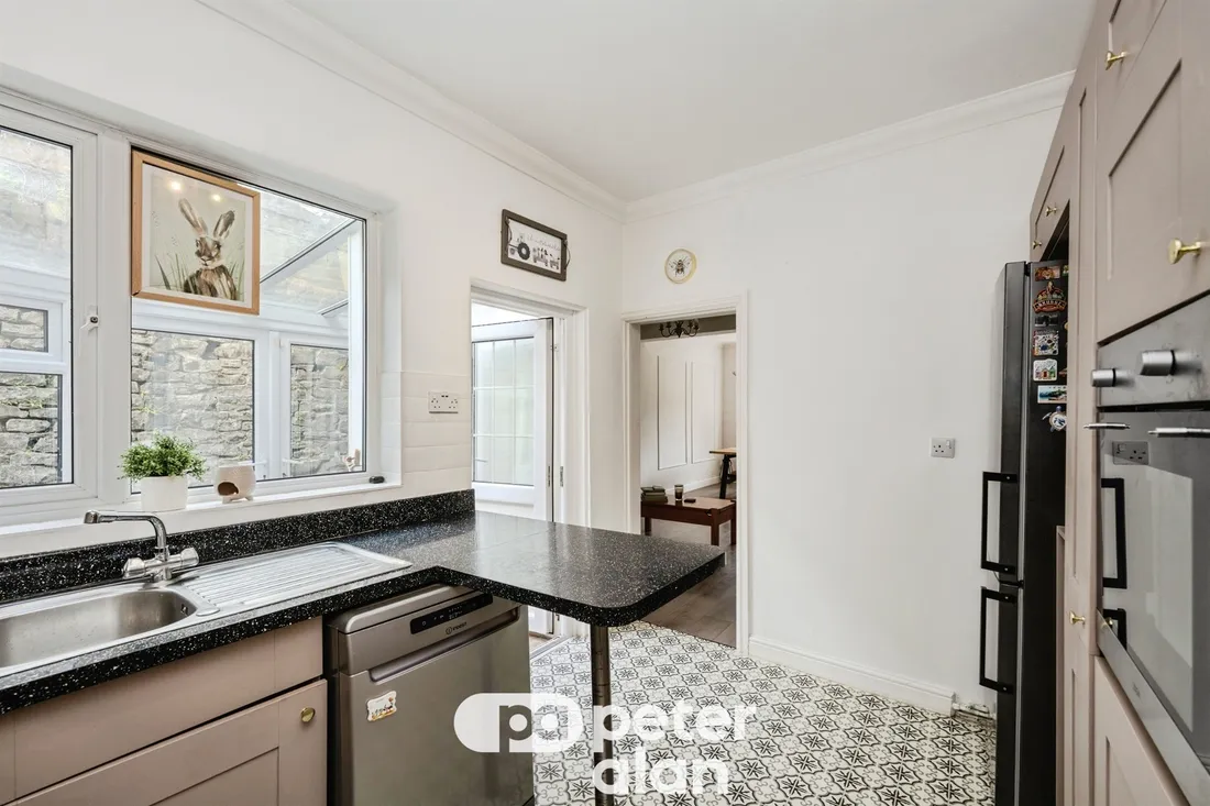 Property photo 12