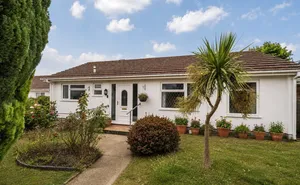 Nash Gardens, Dawlish, Devon, EX7 photo