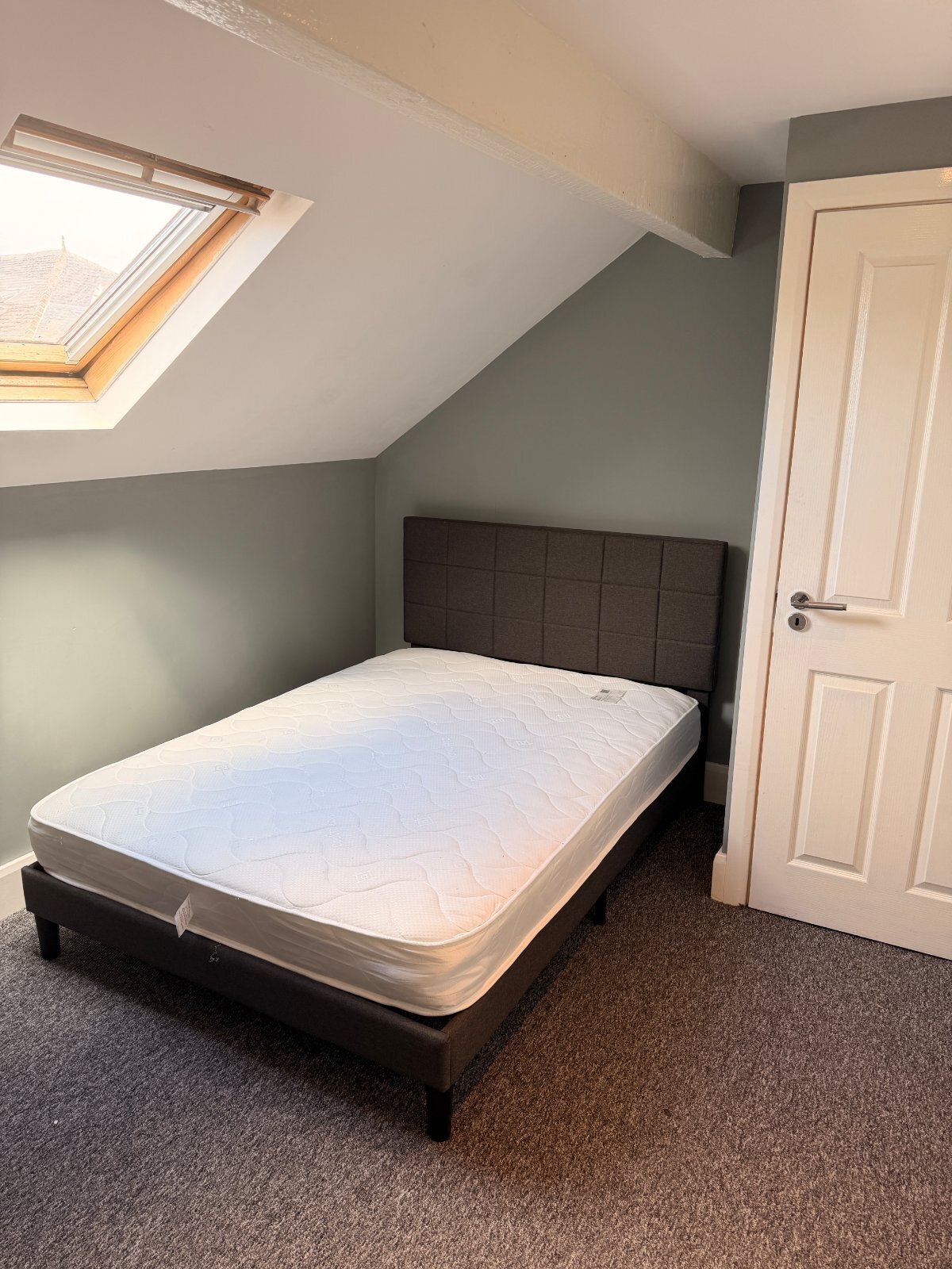 57 Cross Lane, Newsome, Huddersfield, HD4 Image 15
