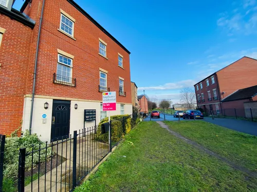 Shaftesbury Crescent, DERBYphoto