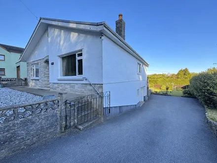 Alltycnap Road, Johnstown, Carmarthen, SA31