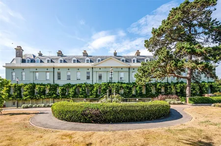 King George Gardens, Chichester, PO19