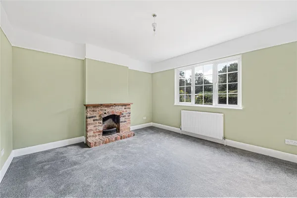 Tally Road, Oxted, RH8 photo 5